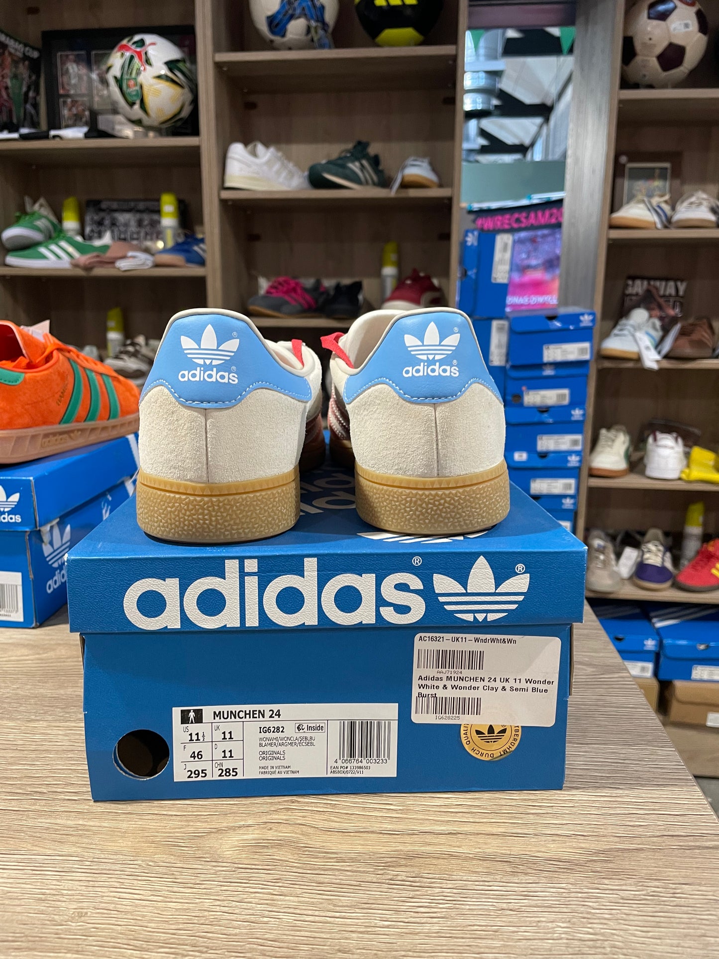 Adidas Munchen 24.