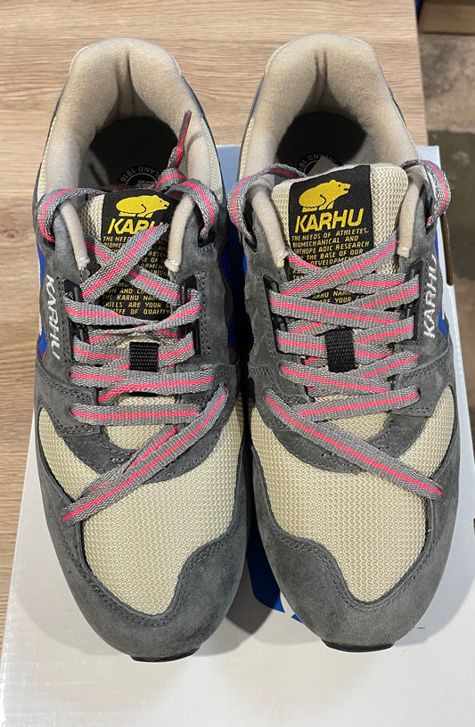 Karhu Synchron Classic