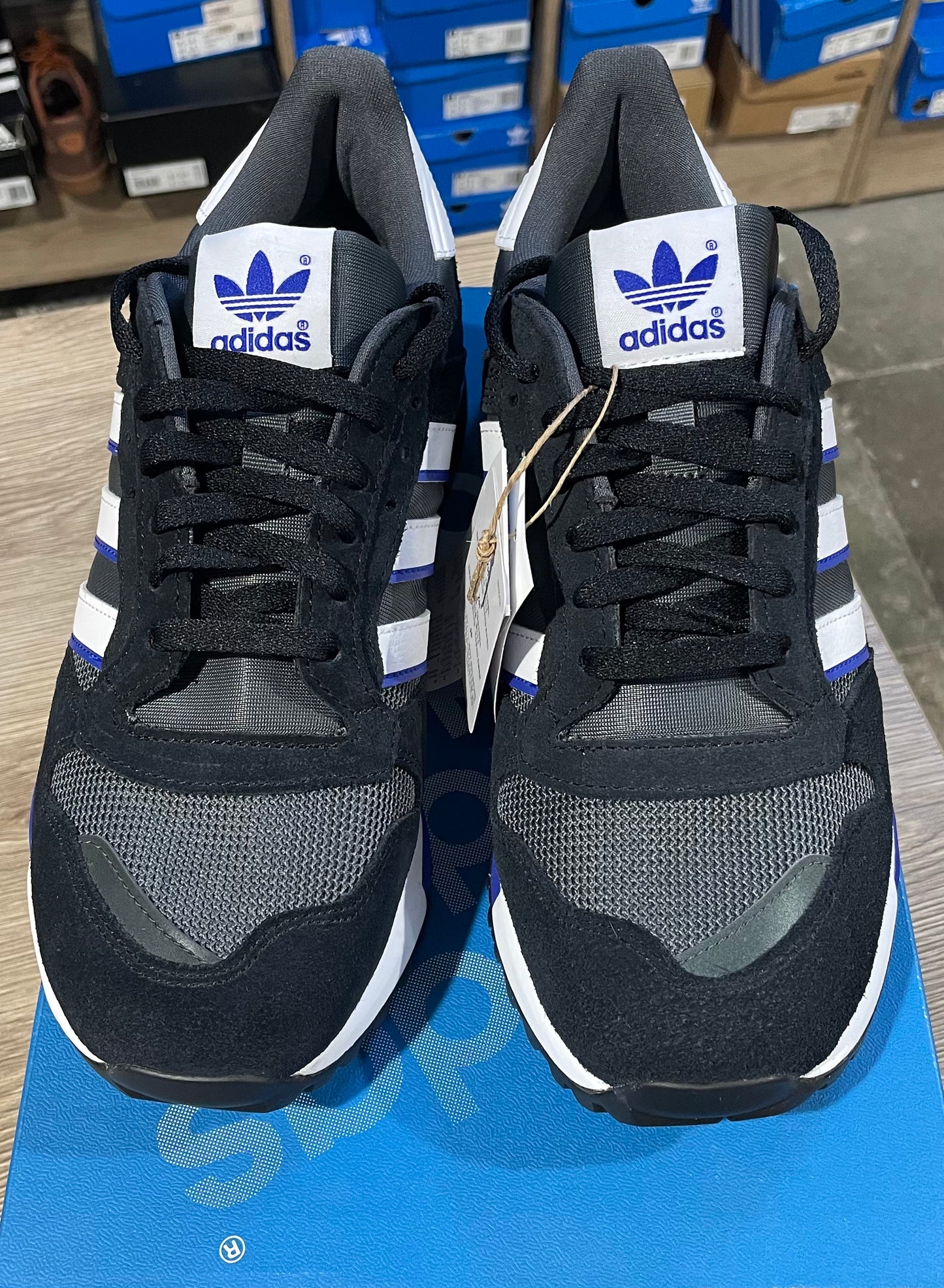 Adidas ZX 600