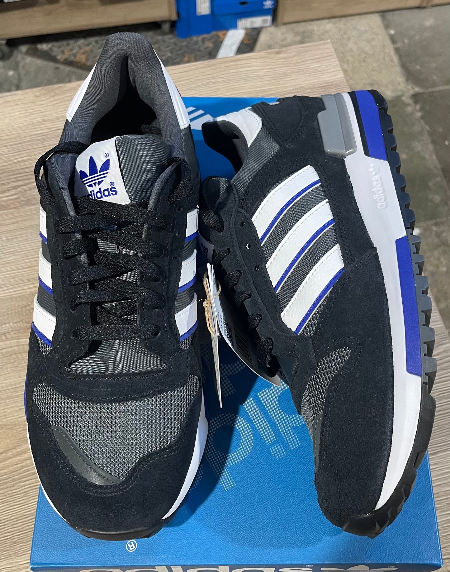 Adidas ZX 600