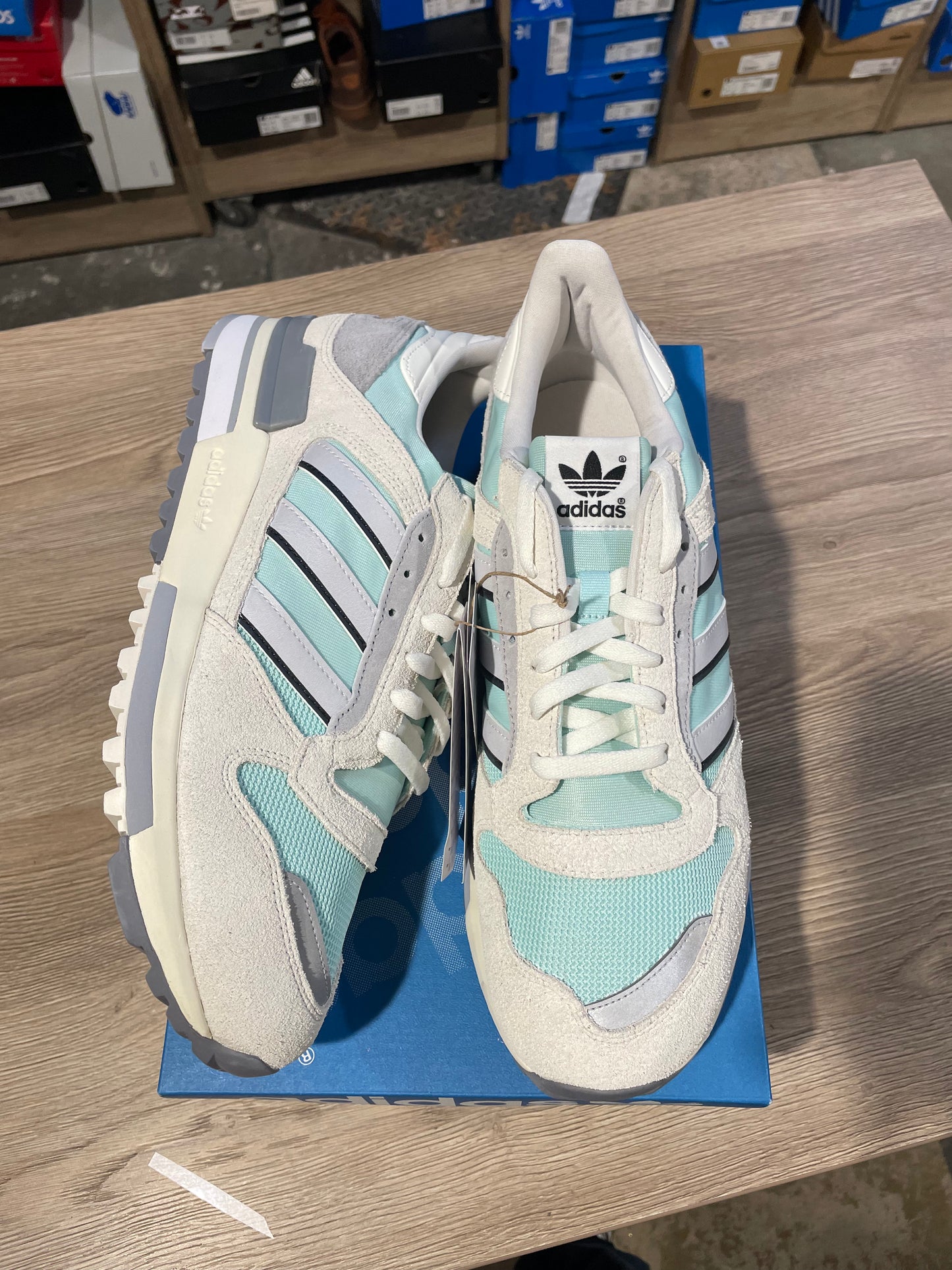 Adidas ZX 600