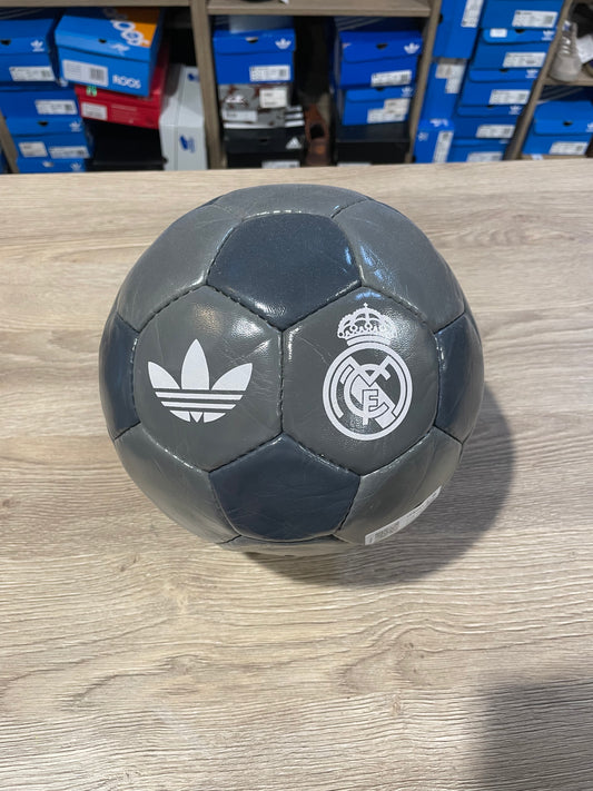 Adidas Real Madrid Football