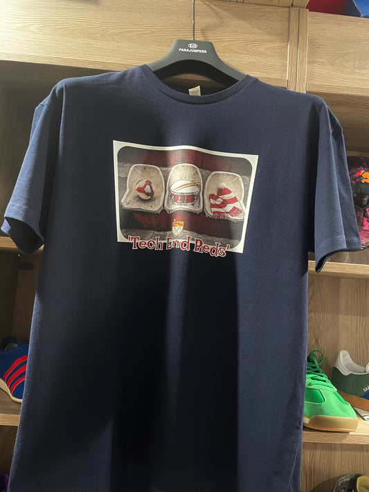 'Tech end reds' T-Shirt