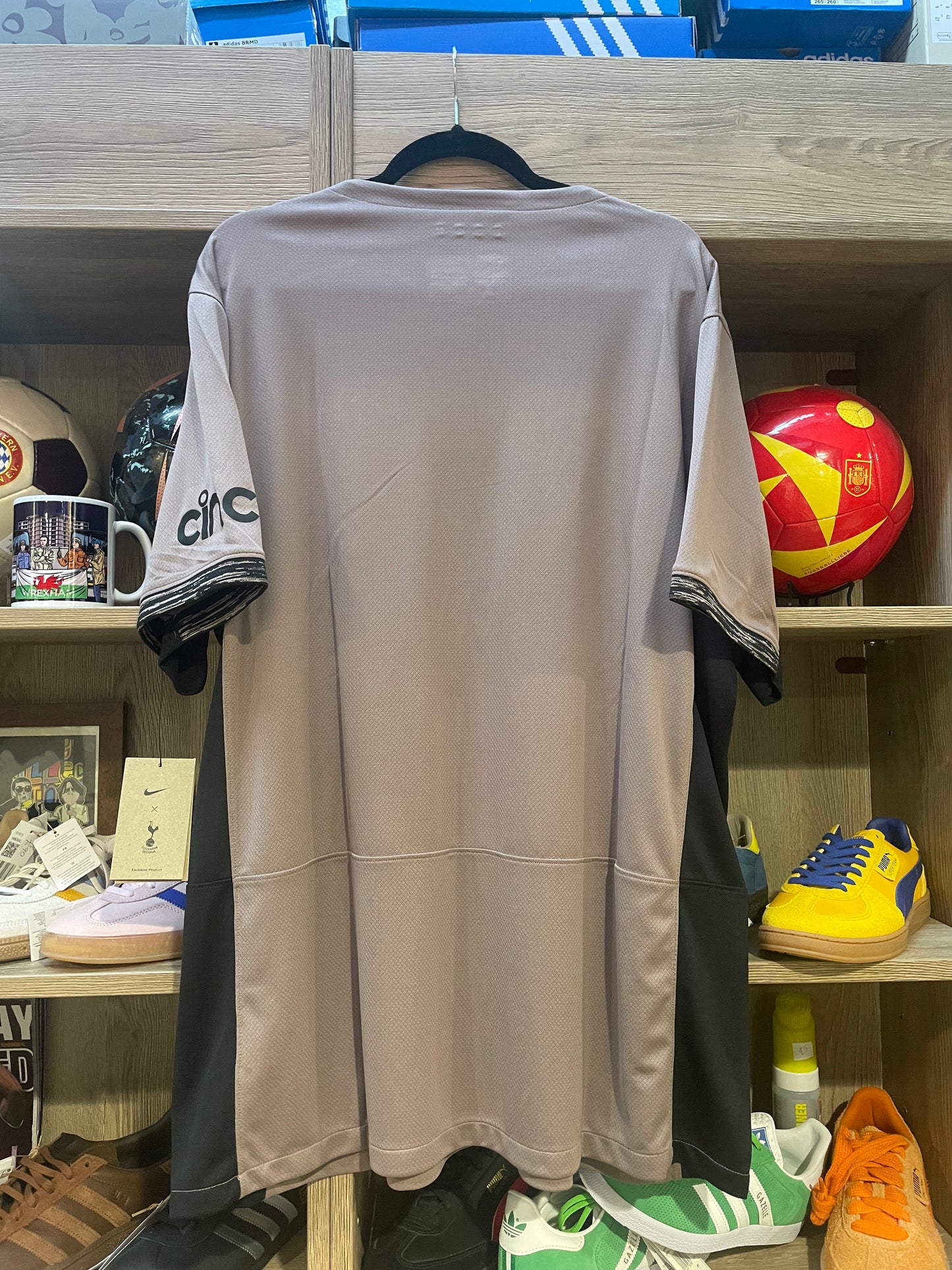 Tottenham Hotspur FC Third Shirt