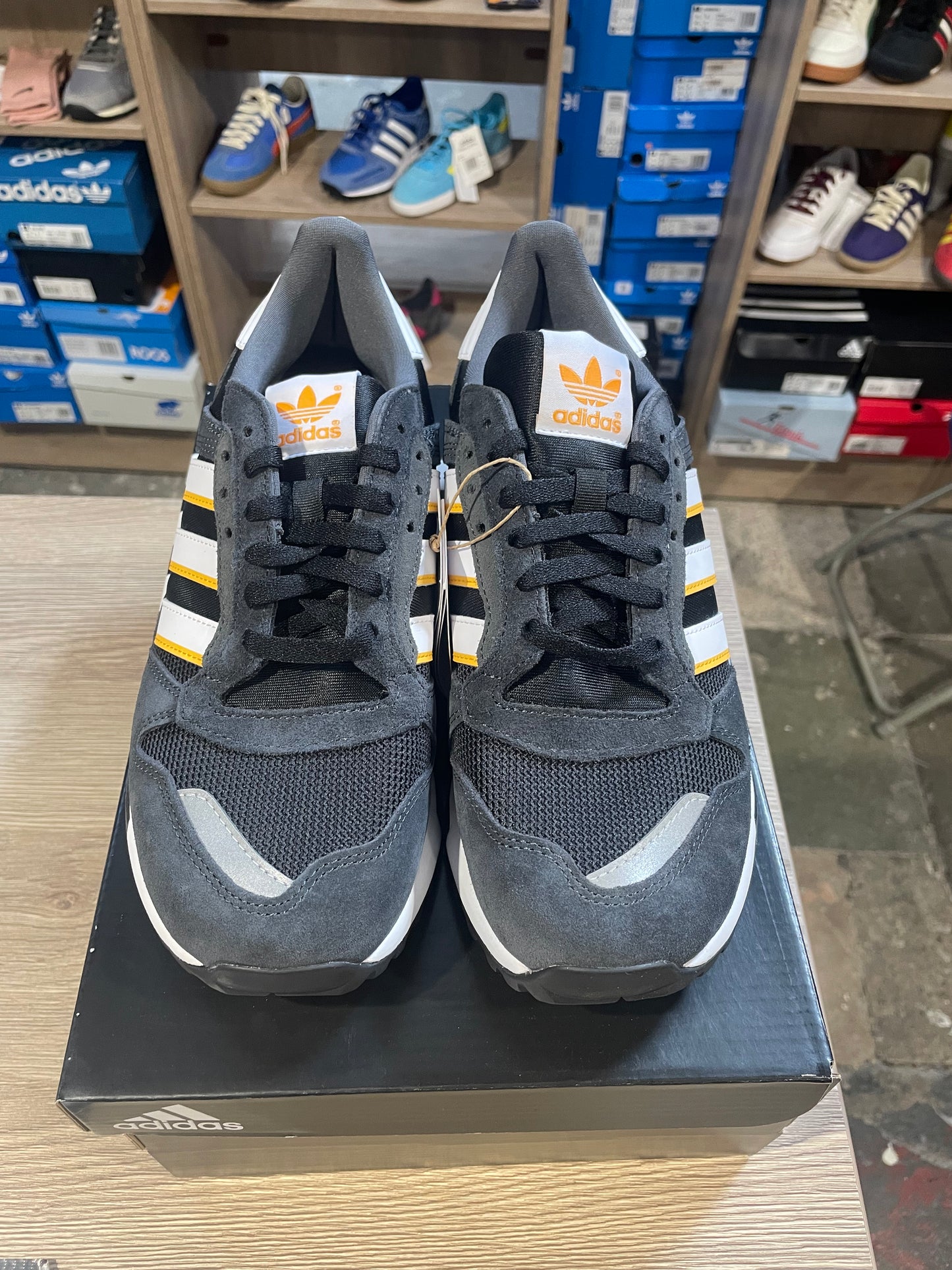 Adidas ZX 600