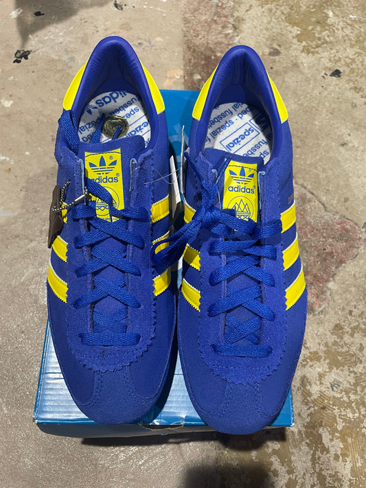 Adidas Zurro trainers - Size UK 9